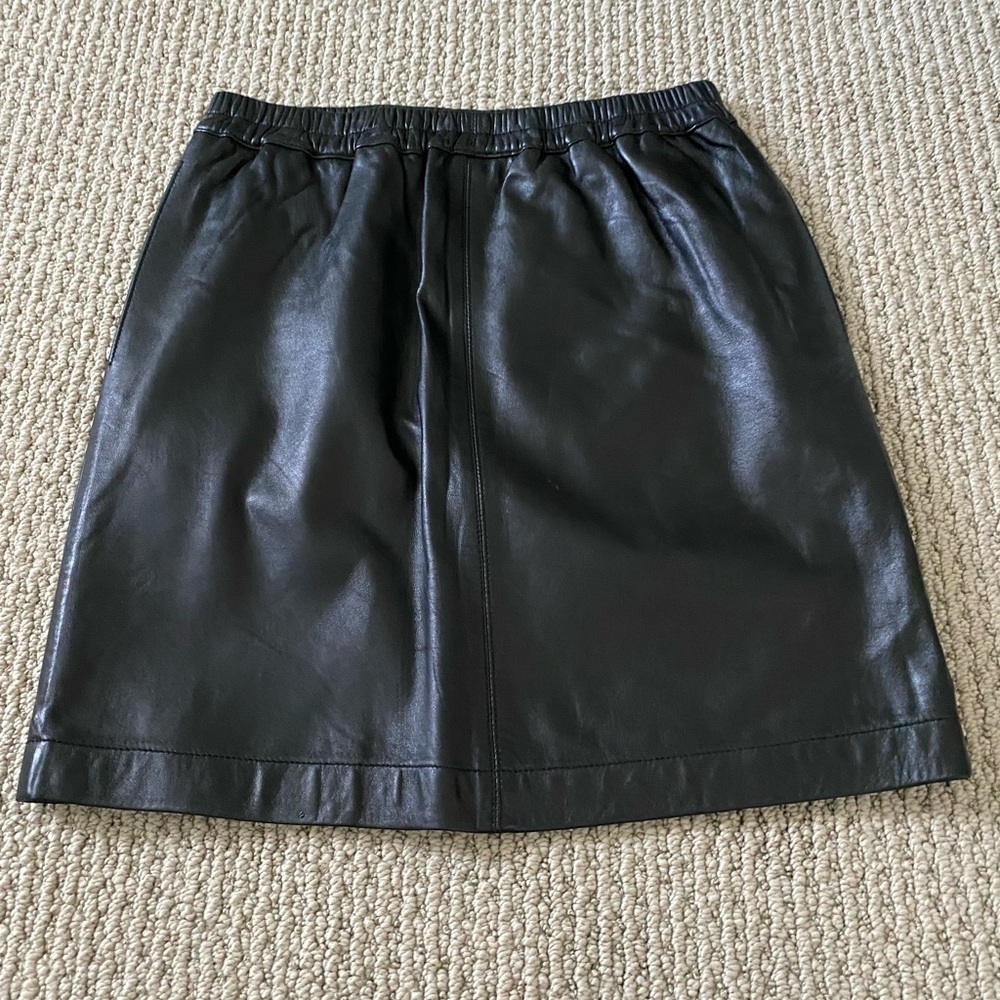 Leather skirt